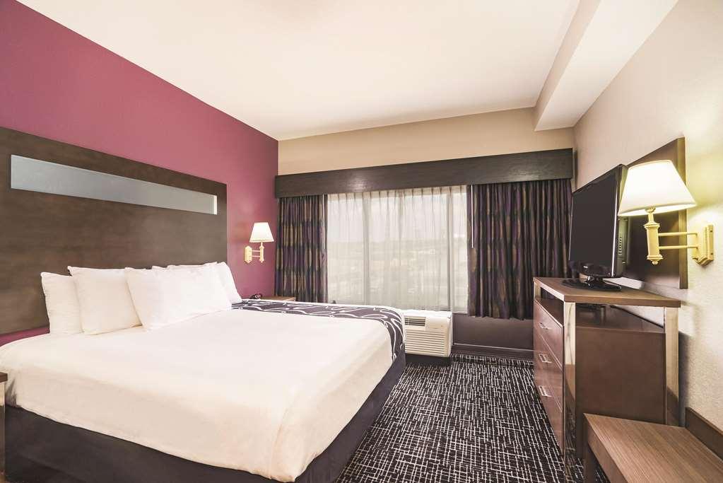 Hotel Wingate By Wyndham East 3*