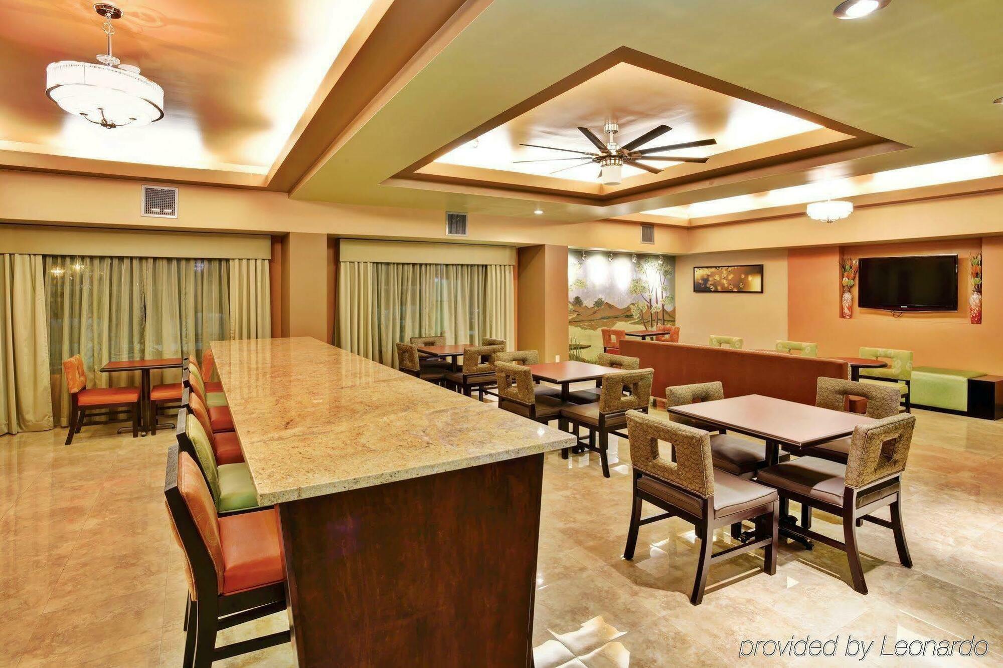 Hotel Wingate By Wyndham East 3*