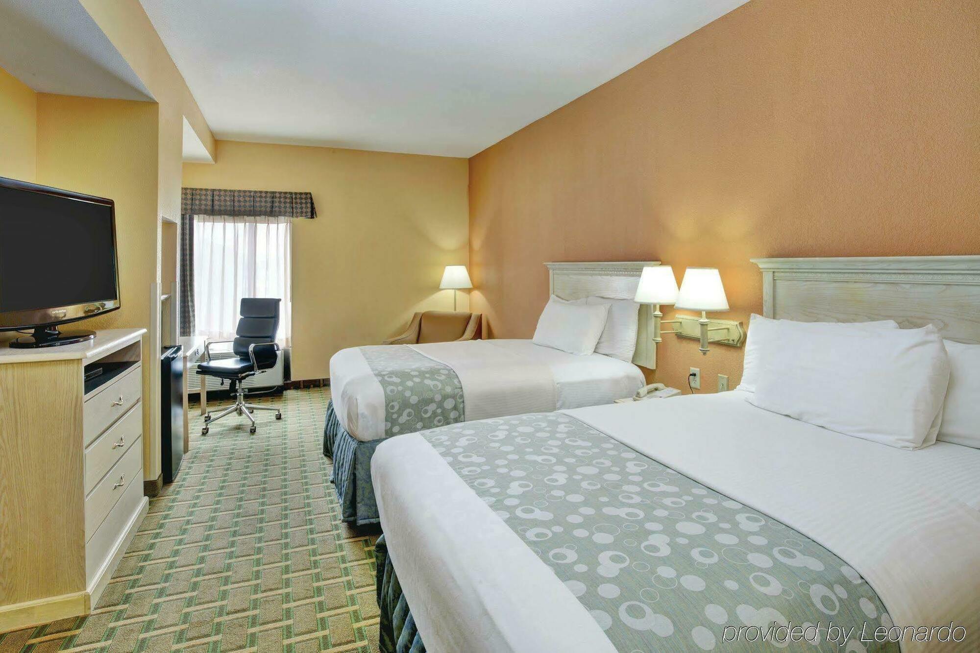 Hotel Wingate By Wyndham East 3*