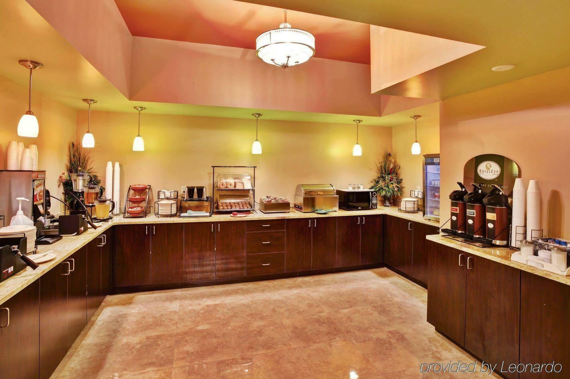 Wingate By Wyndham East