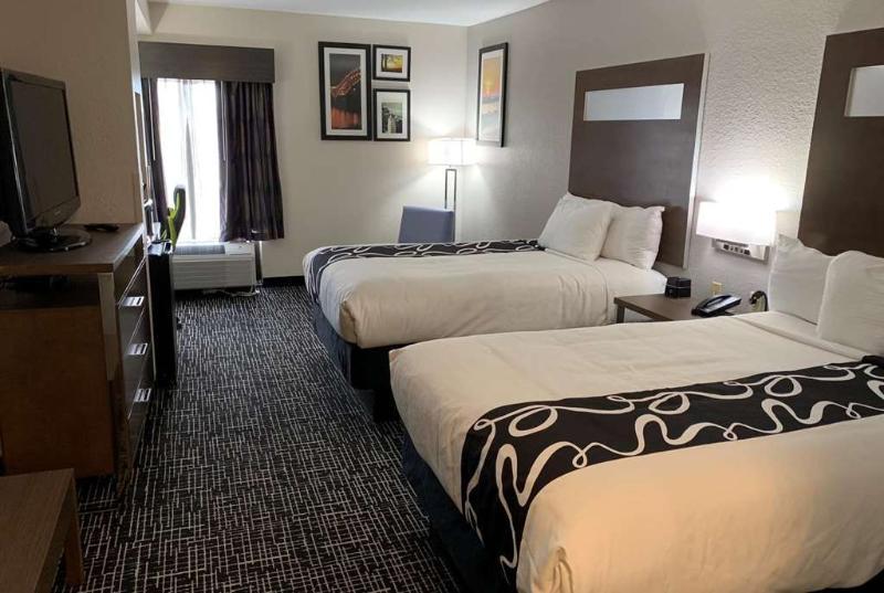 Hotel Wingate By Wyndham East 3*